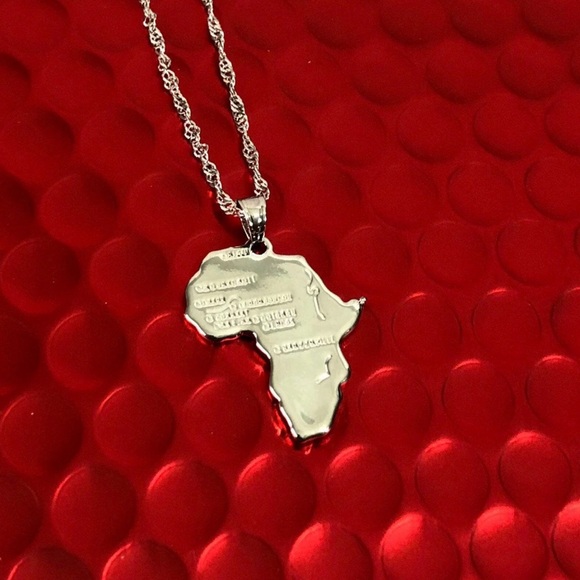 Africa silver necklace - Picture 3 of 4